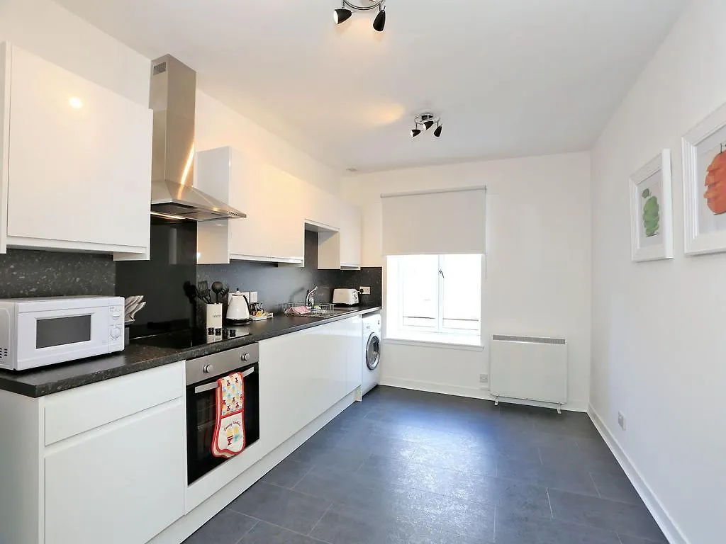 The Hansen Residence Aberdeen 4*,